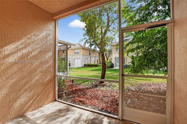 445 Rainbow Springs Ter, Royal Palm Beach, FL 33411