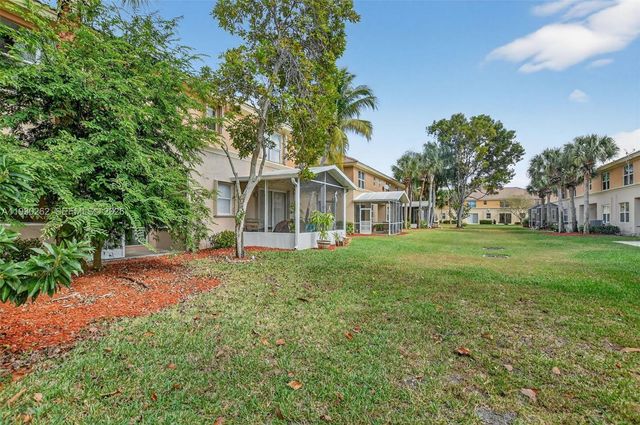 445 Rainbow Springs Ter, Royal Palm Beach, FL 33411