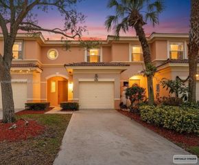 445 Rainbow Springs Ter, Royal Palm Beach, FL 33411