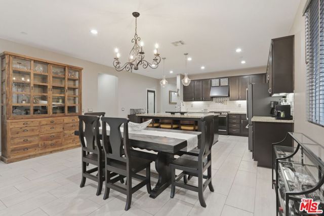 445 Edgewood Drive, Fillmore, CA 93015