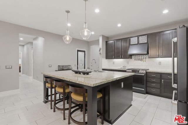 445 Edgewood Drive, Fillmore, CA 93015