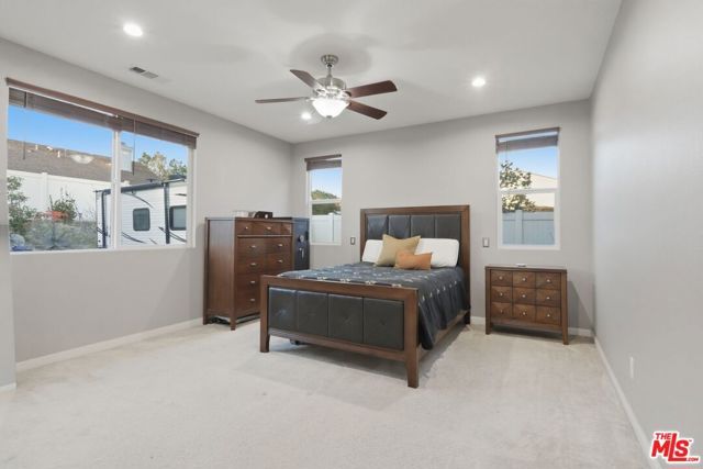 445 Edgewood Drive, Fillmore, CA 93015