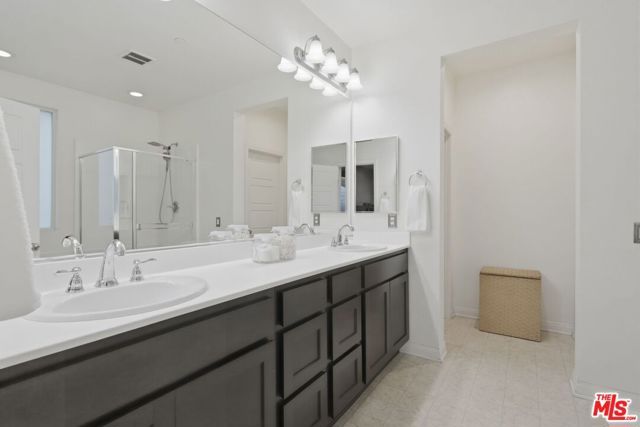 445 Edgewood Drive, Fillmore, CA 93015