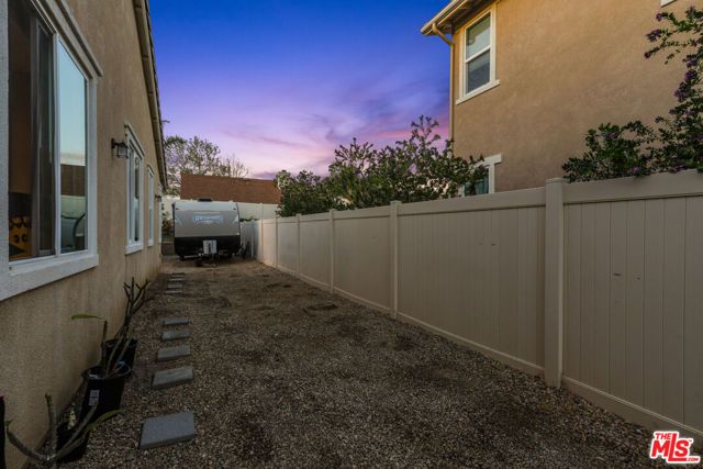 445 Edgewood Drive, Fillmore, CA 93015