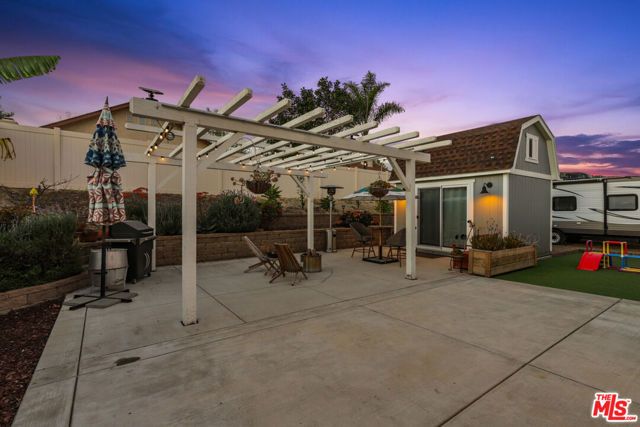 445 Edgewood Drive, Fillmore, CA 93015