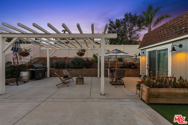 445 Edgewood Drive, Fillmore, CA 93015