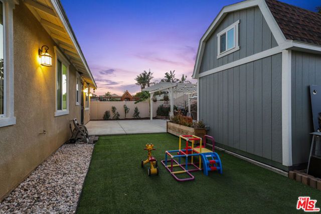 445 Edgewood Drive, Fillmore, CA 93015