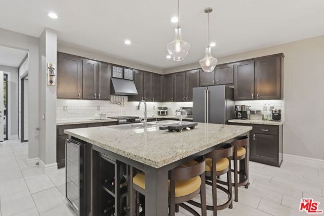 445 Edgewood Drive, Fillmore, CA 93015