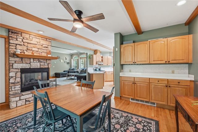 6308 Manchester Road, New Franklin, OH 44216