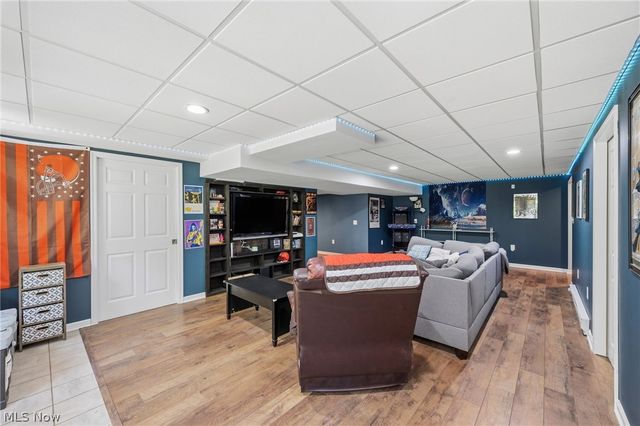 6308 Manchester Road, New Franklin, OH 44216