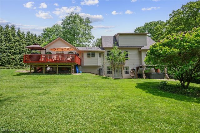 6308 Manchester Road, New Franklin, OH 44216
