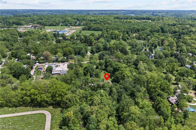 6308 Manchester Road, New Franklin, OH 44216