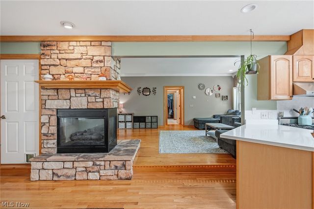 6308 Manchester Road, New Franklin, OH 44216