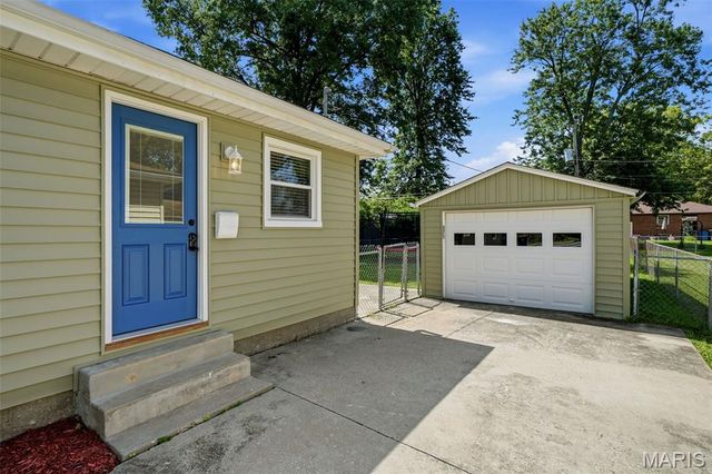 508 Hadley Avenue, Edwardsville, IL 62025