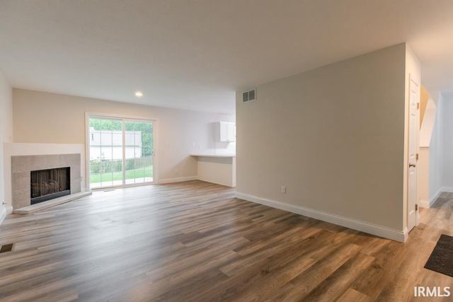 2214 S Sweetbriar Drive, Bloomington, IN 47401