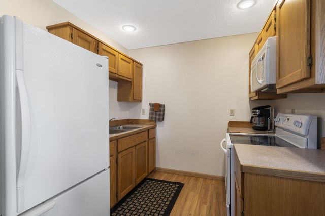 152 & 154 Deep Water Circle, Reeds Spring, MO 65737