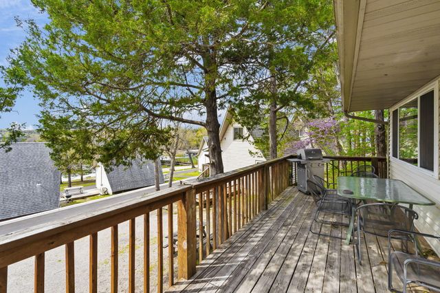 152 & 154 Deep Water Circle, Reeds Spring, MO 65737