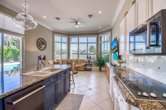 7467 Ironhorse Boulevard, West Palm Beach, FL 33412