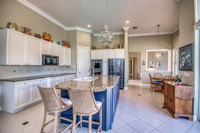 7467 Ironhorse Boulevard, West Palm Beach, FL 33412