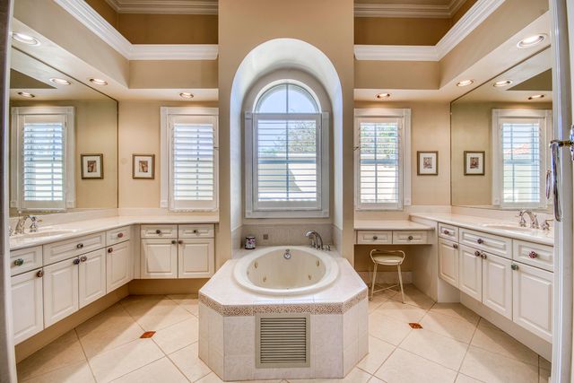 7467 Ironhorse Boulevard, West Palm Beach, FL 33412