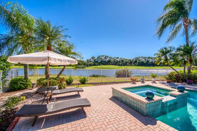 7467 Ironhorse Boulevard, West Palm Beach, FL 33412