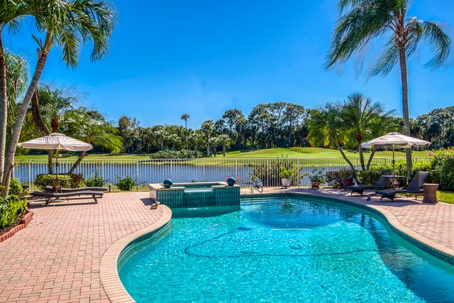 7467 Ironhorse Boulevard, West Palm Beach, FL 33412