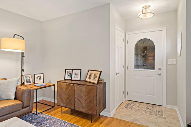 8134 Knoll Street N, Golden Valley, MN 55427