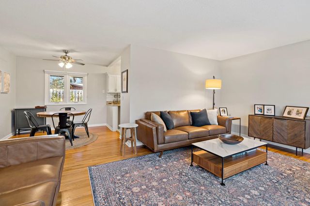 8134 Knoll Street N, Golden Valley, MN 55427