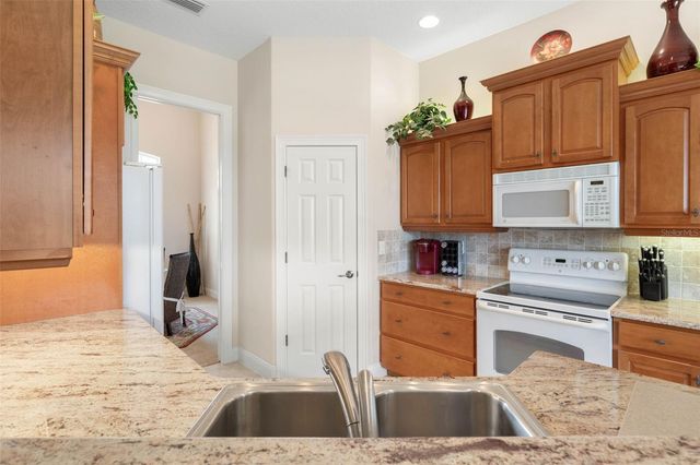 3 COCHRAN LANE, Palm Coast, FL 32137