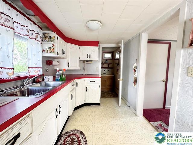 391 Fairview Street, Lehighton Boro, PA 18235