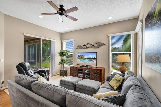 6683 Jog Palm Drive, Boynton Beach, FL 33437