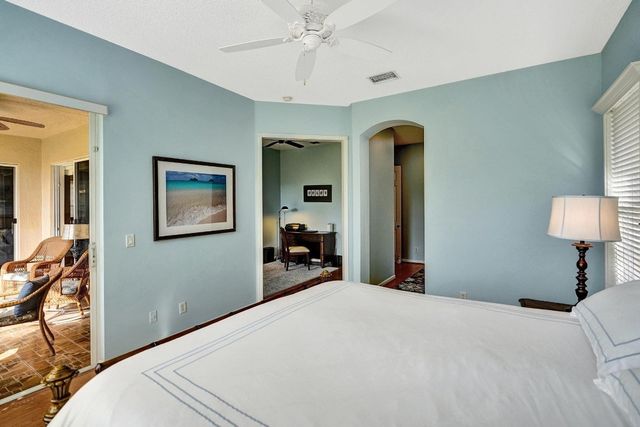 6683 Jog Palm Drive, Boynton Beach, FL 33437