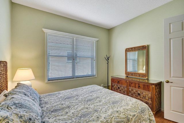 6683 Jog Palm Drive, Boynton Beach, FL 33437