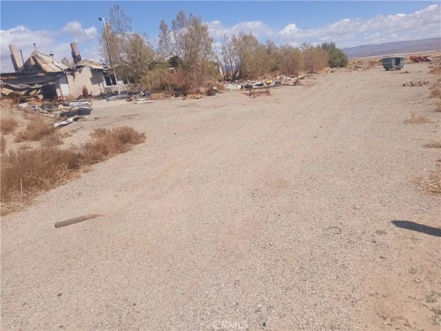 32292 Neuralia Road, Cantil, CA 93519