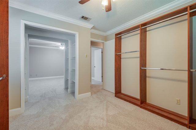 818 Westbrook Drive, Irving, TX 75060