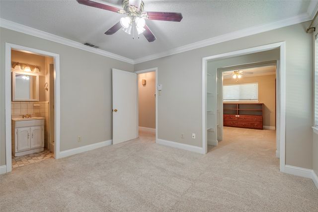 818 Westbrook Drive, Irving, TX 75060