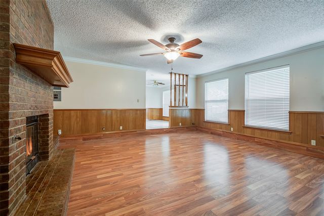 818 Westbrook Drive, Irving, TX 75060