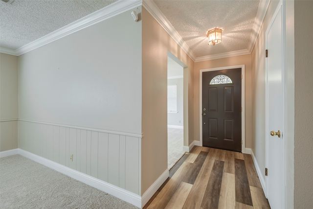 818 Westbrook Drive, Irving, TX 75060