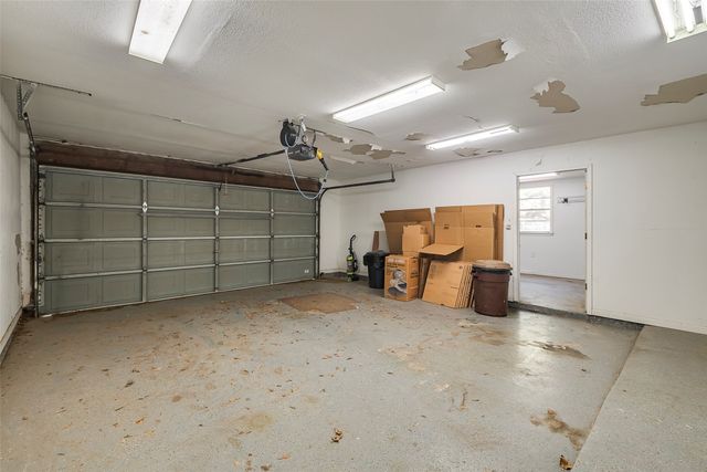 818 Westbrook Drive, Irving, TX 75060