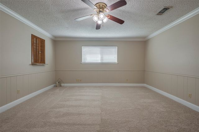 818 Westbrook Drive, Irving, TX 75060