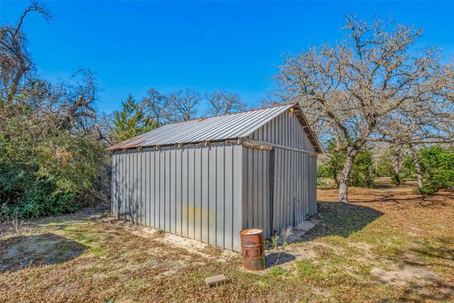 11384 Silver Springs Road, Rockdale, TX 76567