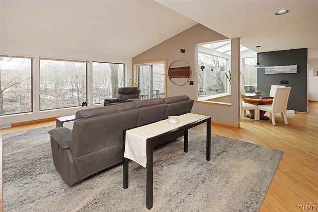 7807 Clearwater Circle, Pompey, NY 13104