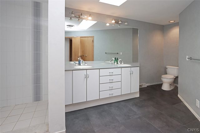 7807 Clearwater Circle, Pompey, NY 13104