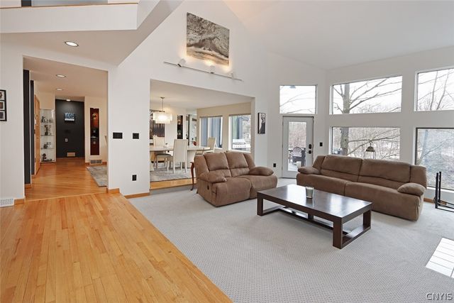 7807 Clearwater Circle, Pompey, NY 13104
