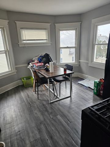 1115 14 Street, Moline, IL 61265