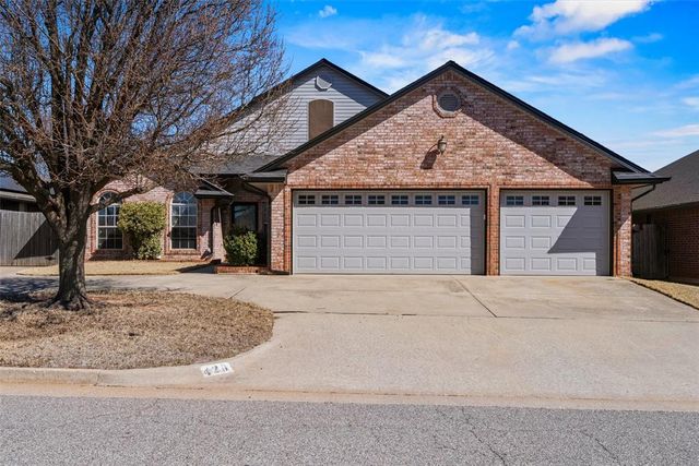 420 Palo Verde Drive, Yukon, OK 73099