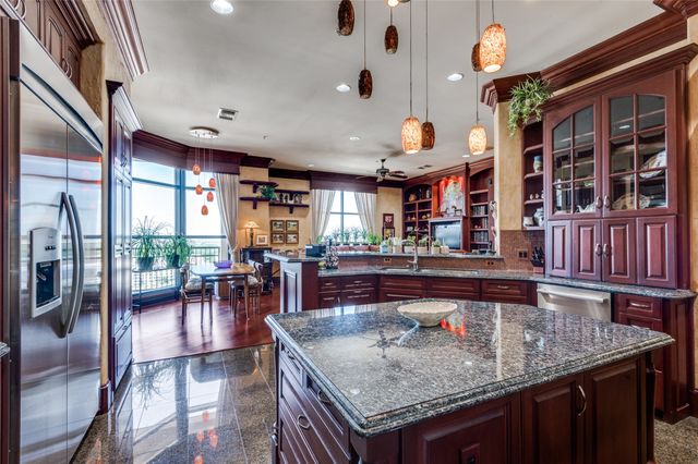 330 Las Colinas Boulevard E 1708, Irving, TX 75039