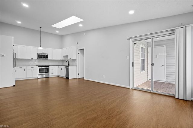 610 Pylon CT, Virginia Beach, VA 23462