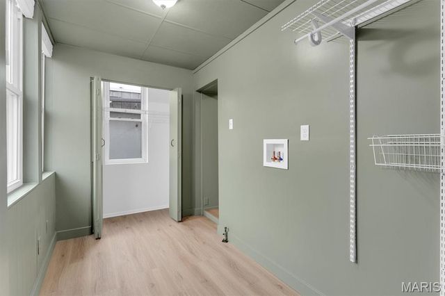 2238 Edwards, St Louis, MO 63110