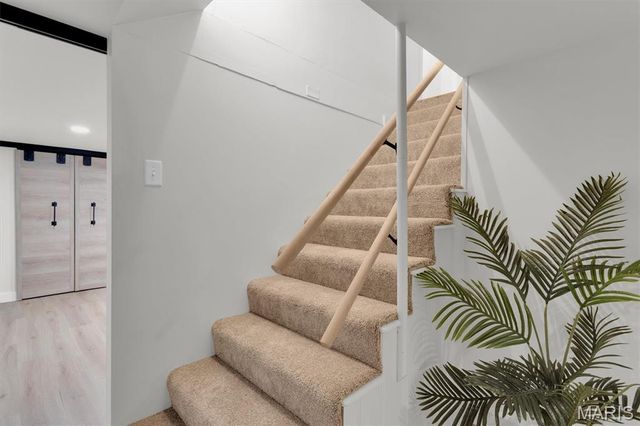 2238 Edwards, St Louis, MO 63110